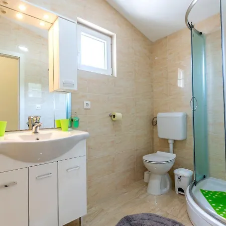 Apartment Dalis *